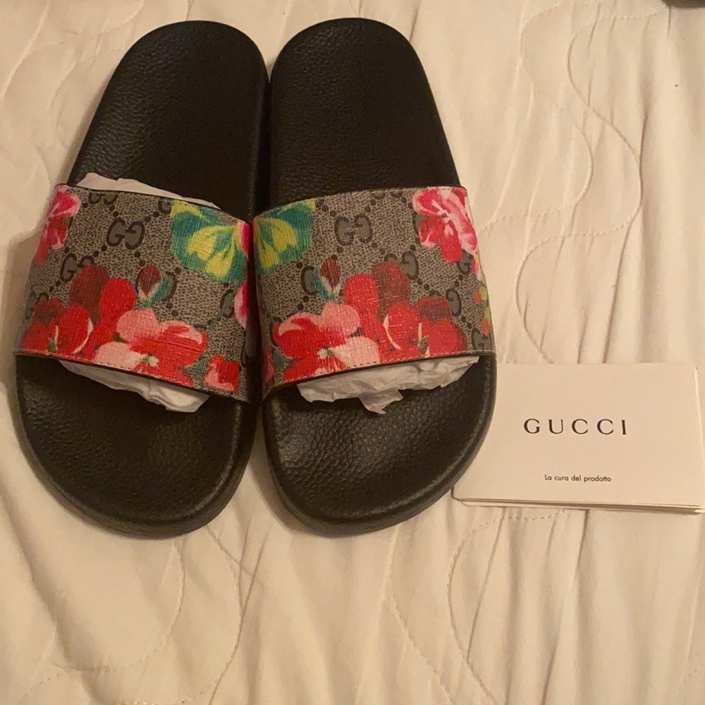 GUCCI bloom floral slides